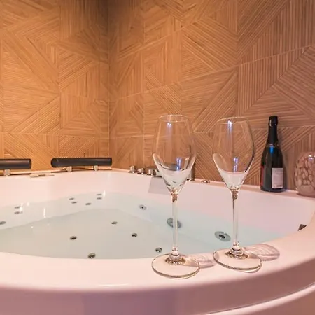 Apartment L Envole - Jacuzzi - Proche Gare Et Centre