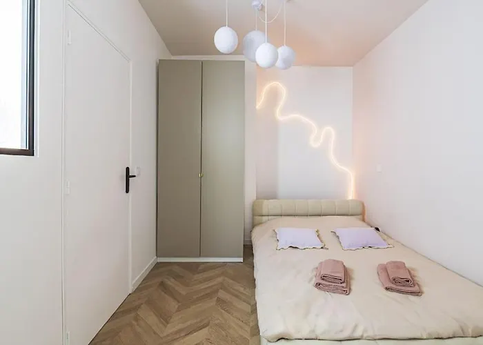 L Envole - Jacuzzi - Proche Gare Et Centre Apartment